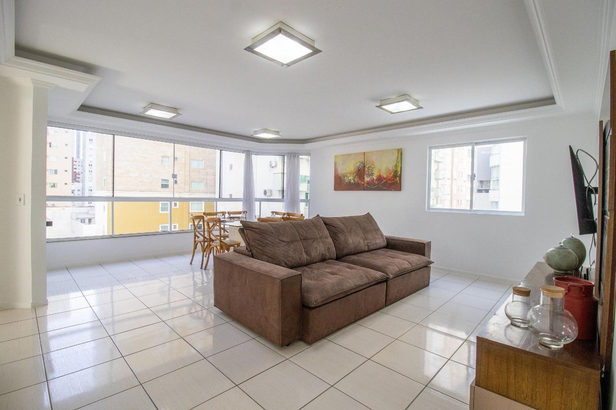 Wal51 - Churrasq, Quadra Mar, 3 Dorm, Climatizado Apartamento